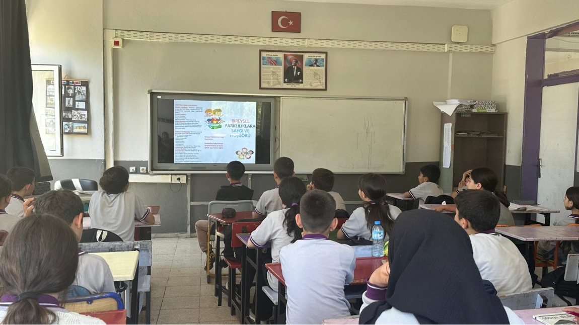 5. SINIF ÖĞRENCİLERİMİZİN HOŞGÖRÜ VE FARKLILIKLARA SAYGI ETKİNLİĞİ