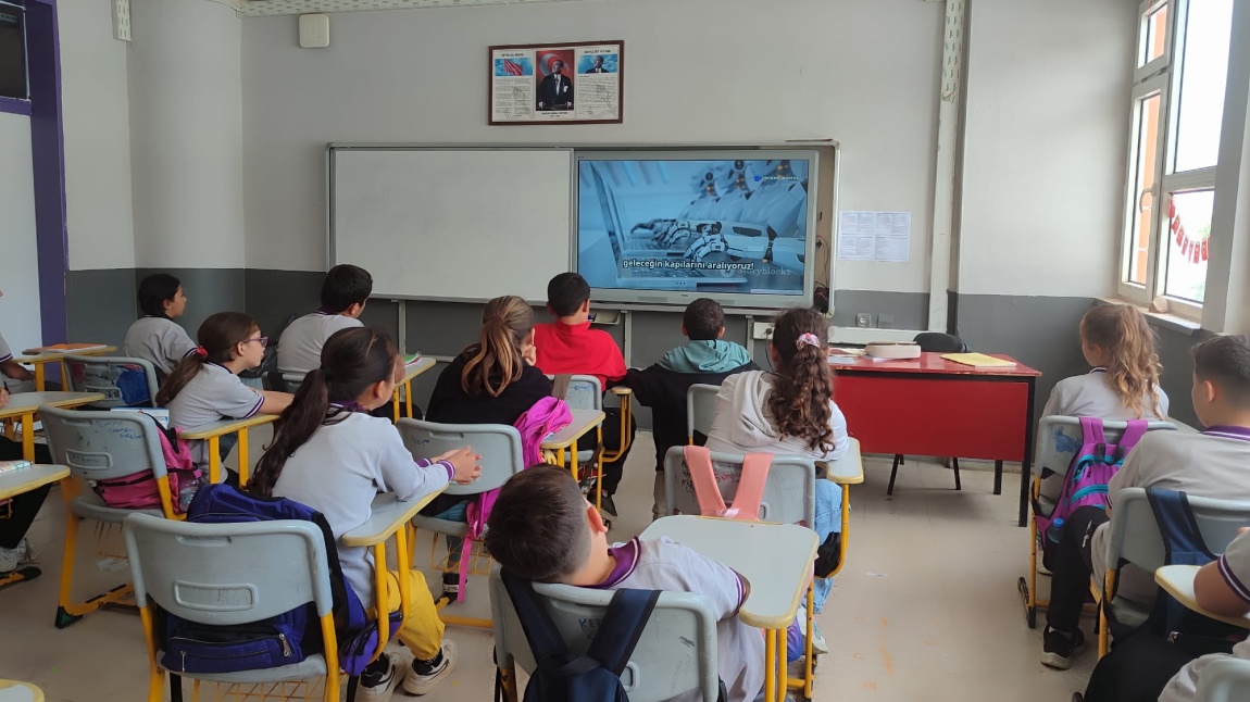 6. SINIF ÖĞRENCİLERİMİZİN GELECEĞİN MESLEKLERİ VE TEKNOLOJİ ETKİNLİĞİ